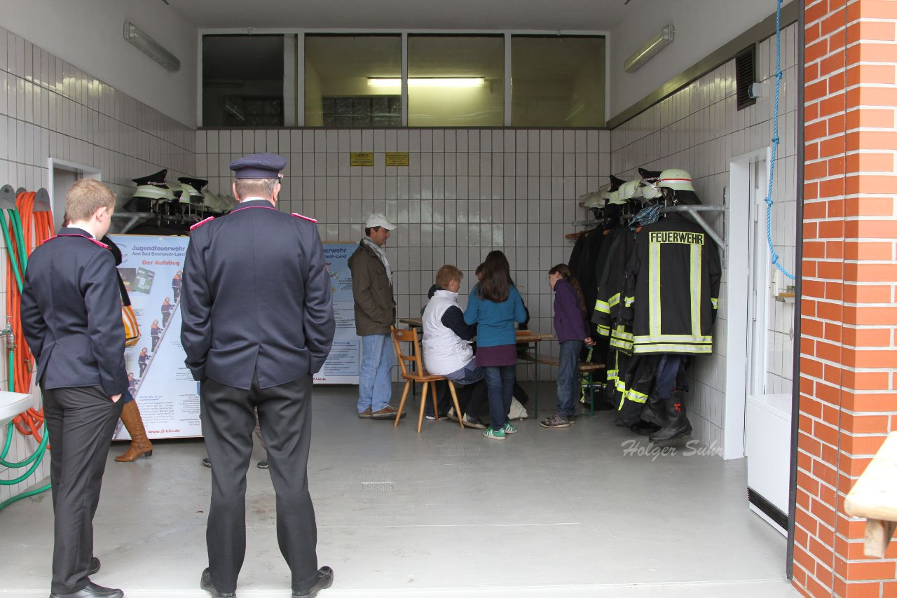 Bild 18 - Feuerwehrjubiläum am 29.4.12